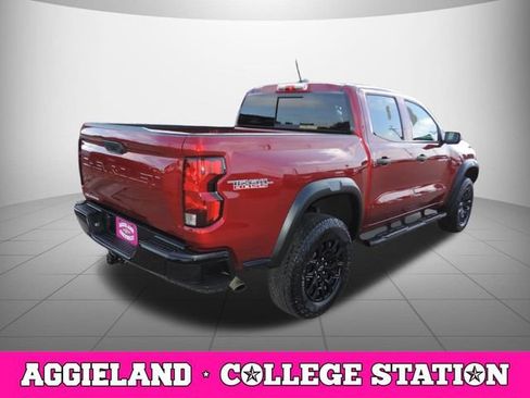 Certified 2024 Chevrolet Colorado Trail Boss w/ Advanced Trailering Package AWD/4WD image 4