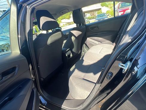 Used 2022 Toyota Corolla LE image 25