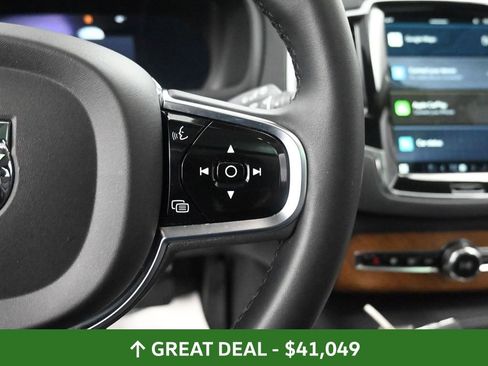 Used 2024 Volvo XC90 B6 Plus image 39