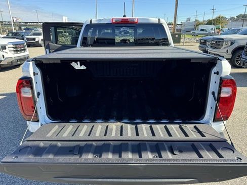 New 2026 GMC Canyon AT4 image 9