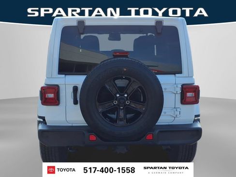 Used 2020 Jeep Wrangler Unlimited Sahara AWD/4WD image 8