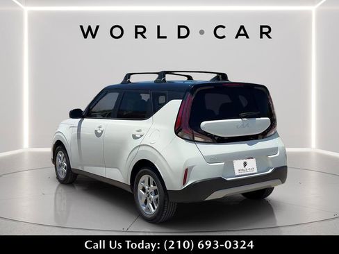 Used 2025 Kia Soul S FWD image 5