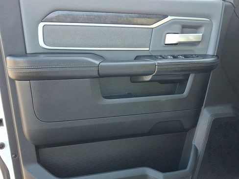 Used 2021 RAM 2500 Big Horn image 14