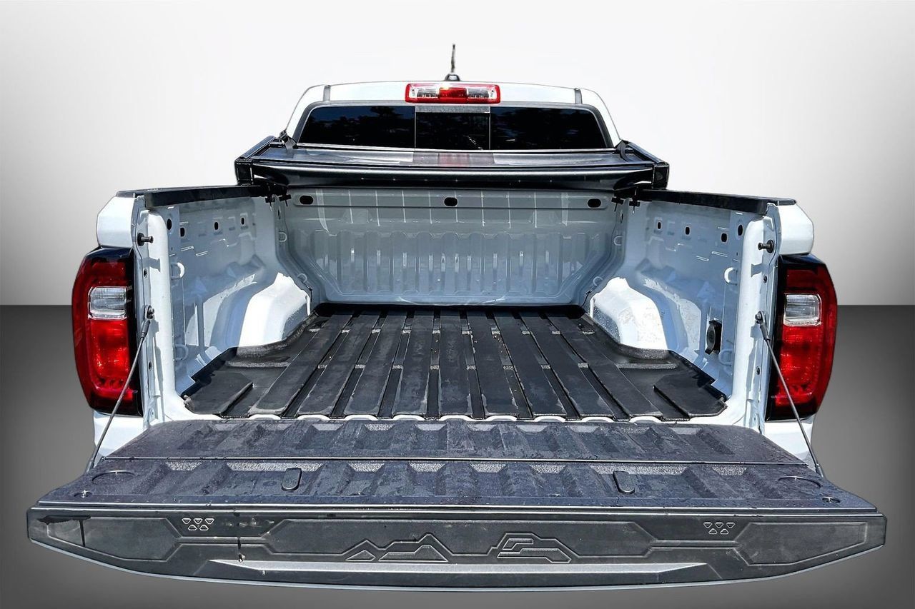Used 2025 GMC Canyon Elevation w/ Convenience Package RWD image 24