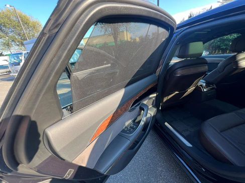 Used 2019 Audi A8 L 3.0T w/ Executive Package image 17