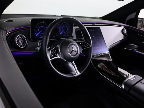 Used 2023 Mercedes-Benz EQE 500 4MATIC SUV image 30