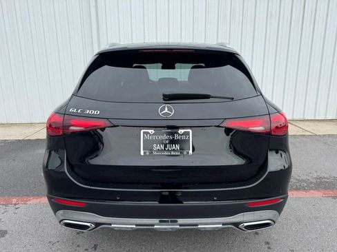 Used 2025 Mercedes-Benz GLC 300 image 10
