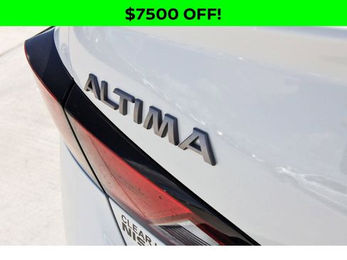 New 2025 Nissan Altima 2.5 SR w/ SR Premium Package image 12