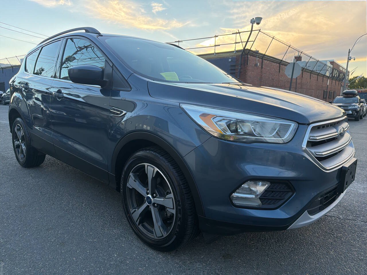 Used 2018 Ford Escape SEL FWD image 2
