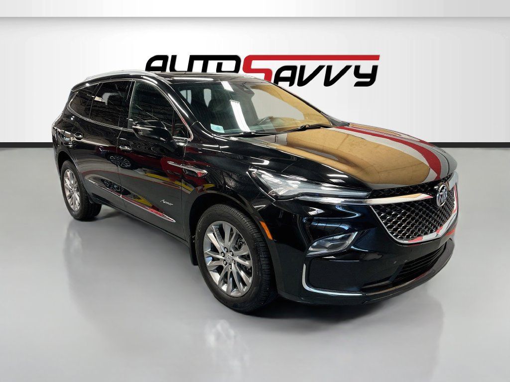 Used 2023 Buick Enclave Avenir w/ Avenir Technology Package AWD/4WD image 1