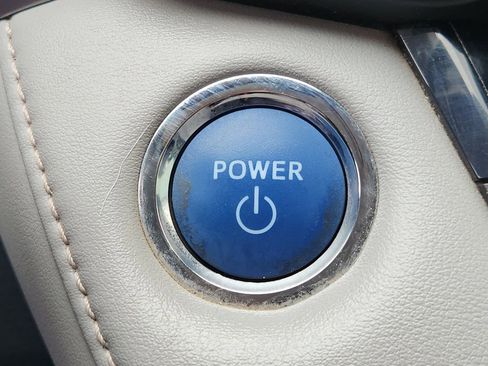 Used 2018 Toyota RAV4 XLE w/ Convenience Package image 20