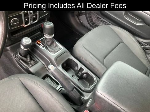 Used 2020 Jeep Wrangler Unlimited Sport AWD/4WD image 13