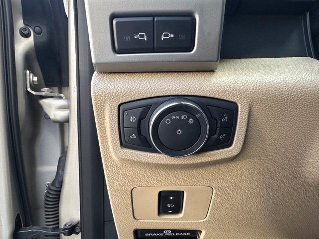 Certified 2018 Ford F250 Lariat w/ Lariat Value Package AWD/4WD image 26