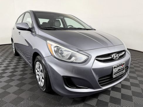 Used 2016 Hyundai Accent SE w/ Option Group 02 FWD image 5