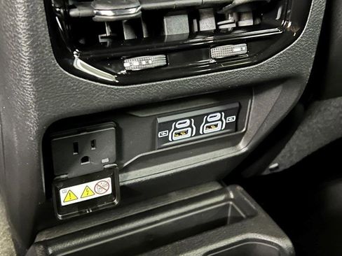 New 2025 Jeep Grand Cherokee L Laredo w/ Luxury Tech Group I image 17