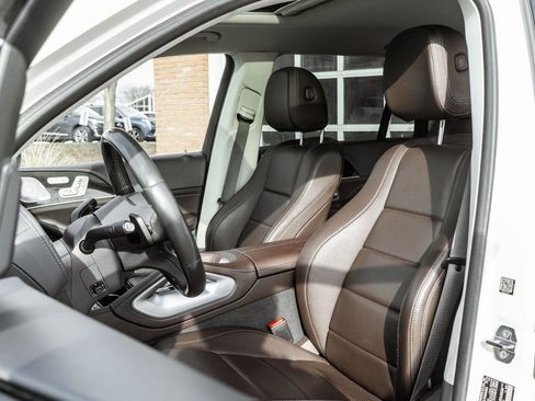 Used 2020 Mercedes-Benz GLS 450 4MATIC image 6