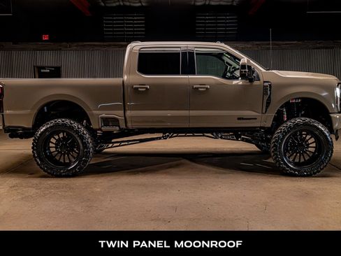 Used 2026 Ford F250 King Ranch w/ Chrome Package AWD/4WD image 11