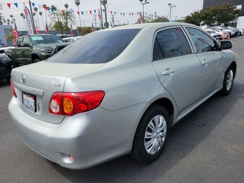 Used 2009 Toyota Corolla LE FWD image 7