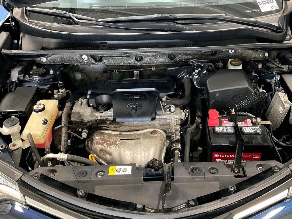 Used 2017 Toyota RAV4 LE AWD/4WD image 30