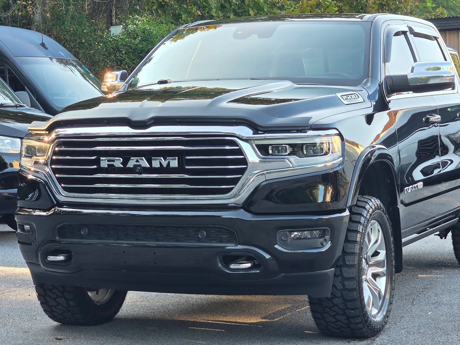 Used 2022 RAM 1500 Limited AWD/4WD image 2