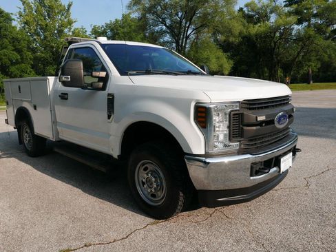 Used 2019 Ford F350 XL w/ XL Value Package AWD/4WD image 4
