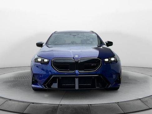 New 2027 BMW M5 Touring AWD/4WD image 2