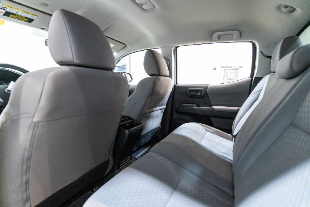 Used 2023 Toyota Tacoma SR AWD/4WD image 13