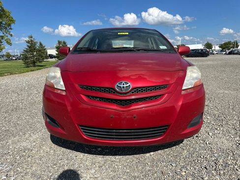 Used 2007 Toyota Yaris Sedan w/ Convenience Pkg FWD image 2