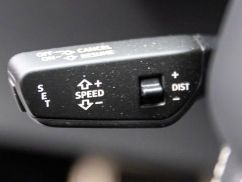 Used 2021 Lamborghini Urus image 73