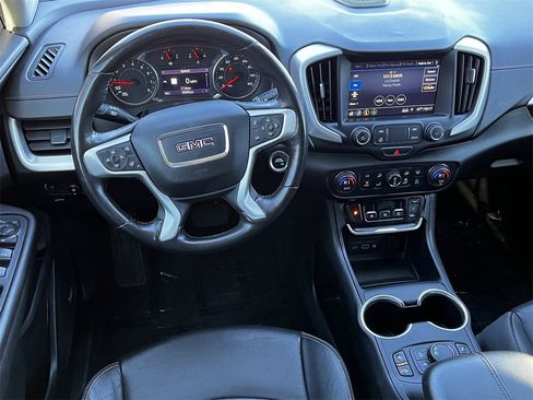 Used 2021 GMC Terrain SLT w/ Infotainment Package II image 10