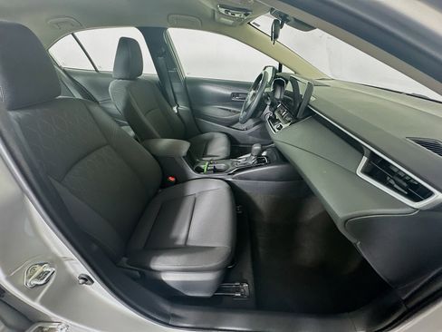 Used 2024 Toyota Corolla LE image 30