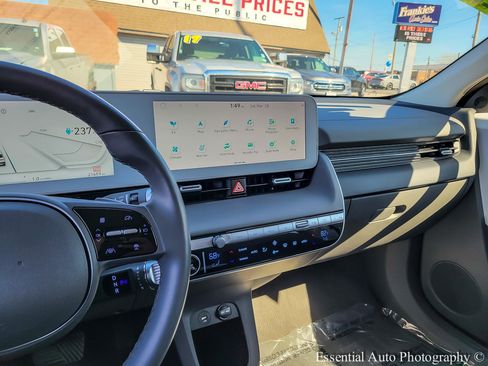 Used 2024 Hyundai Ioniq 5 SEL image 24