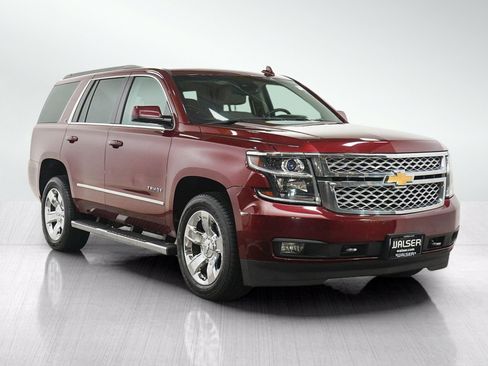 Used 2017 Chevrolet Tahoe LT w/ LT Signature Package AWD/4WD image 7