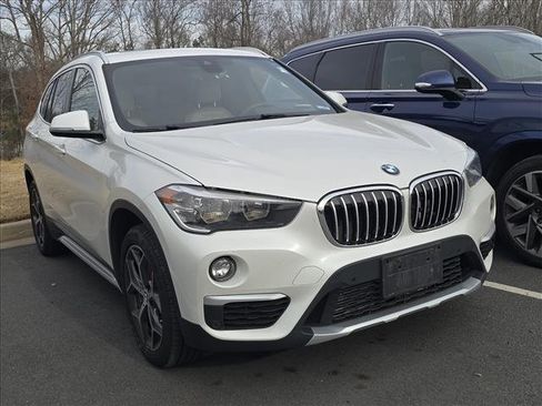 Used 2019 BMW X1 xDrive28i w/ Convenience Package image 1