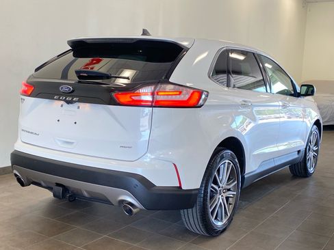 Used 2024 Ford Edge Titanium w/ Equipment Group 301A AWD/4WD image 9