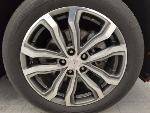 Used 2020 GMC Terrain Denali w/ Denali Premium Package FWD image 31