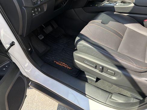 Used 2025 Honda Passport TrailSport image 15