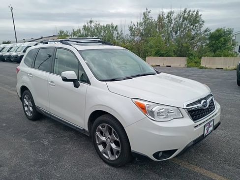 Used 2015 Subaru Forester 2.5i Touring AWD/4WD image 2