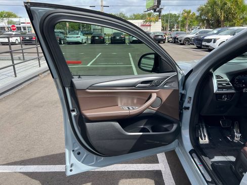 Used 2022 BMW X4 M40i w/ Premium Package image 24