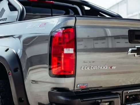 Used 2019 Chevrolet Colorado ZR2 w/ Colorado ZR2 Bison Edition AWD/4WD image 48