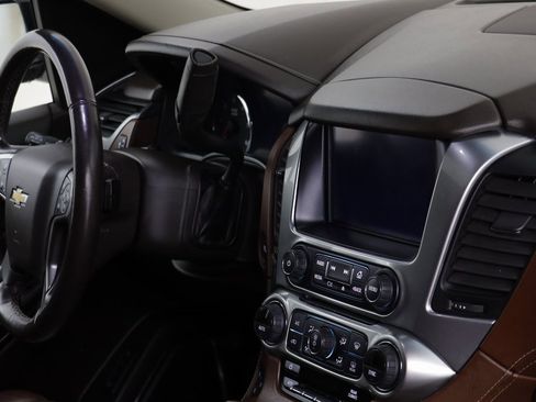 Used 2016 Chevrolet Suburban LTZ image 23