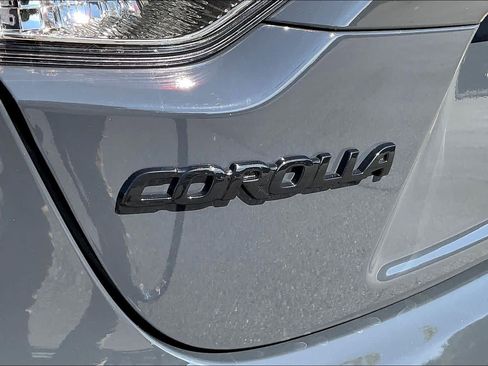 Used 2026 Toyota Corolla SE FWD image 30