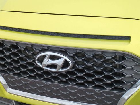 Used 2020 Hyundai Kona Limited image 12