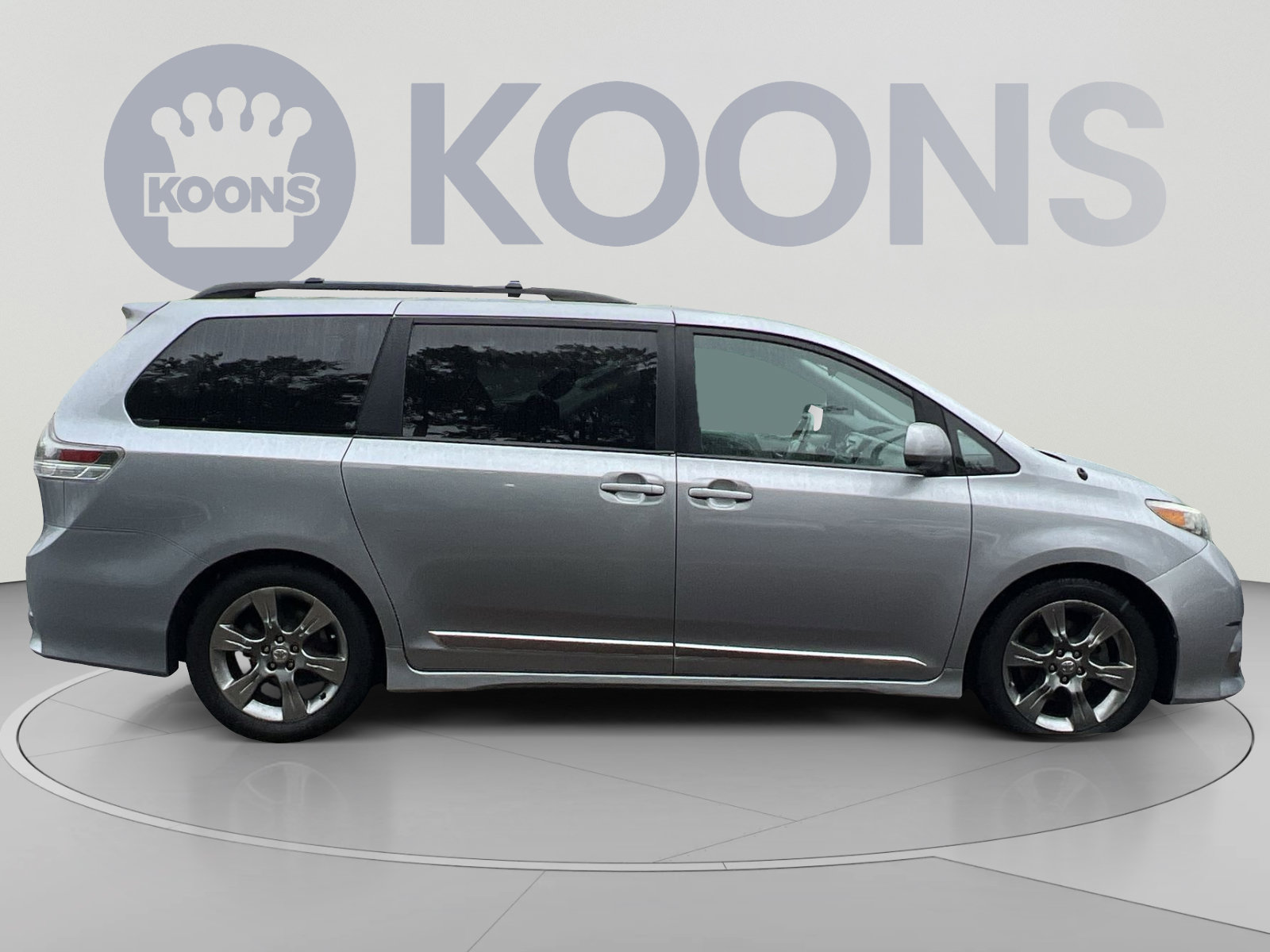 Used 2011 Toyota Sienna SE w/ Preferred Pkg FWD image 5
