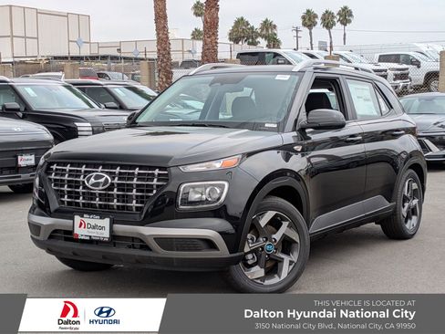 New 2025 Hyundai Venue SEL image 1