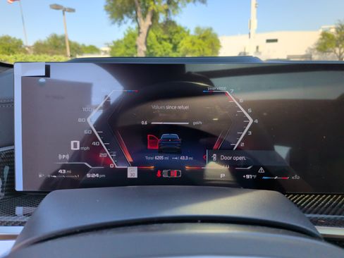 Used 2026 BMW X6 M60i AWD/4WD image 18