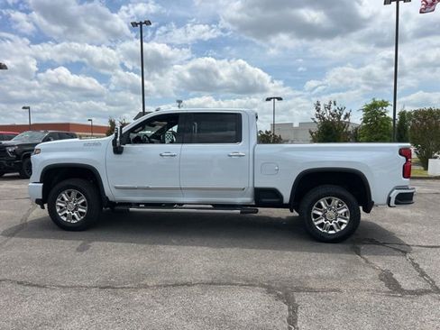 New 2026 Chevrolet Silverado 2500 High Country w/ Technology Package AWD/4WD image 6
