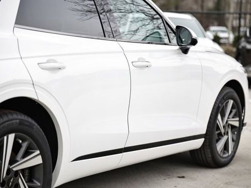 New 2026 Genesis GV70 3.5T Sport Advanced image 7