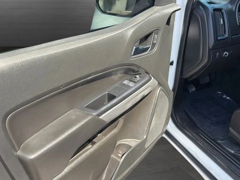 Used 2021 Chevrolet Colorado LT w/ Fleet Safety Package RWD image 10