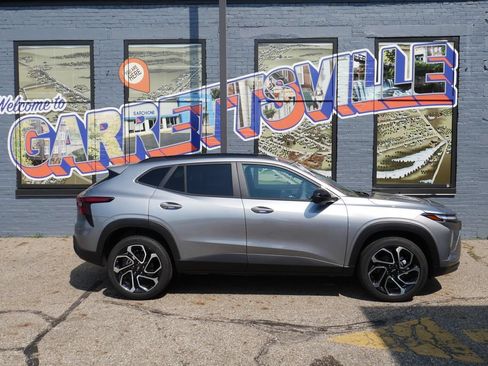 New 2026 Chevrolet Trax RS w/ Driver Confidence Package FWD image 21